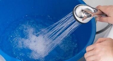 Soda dengan air panas untuk meningkatkan penis